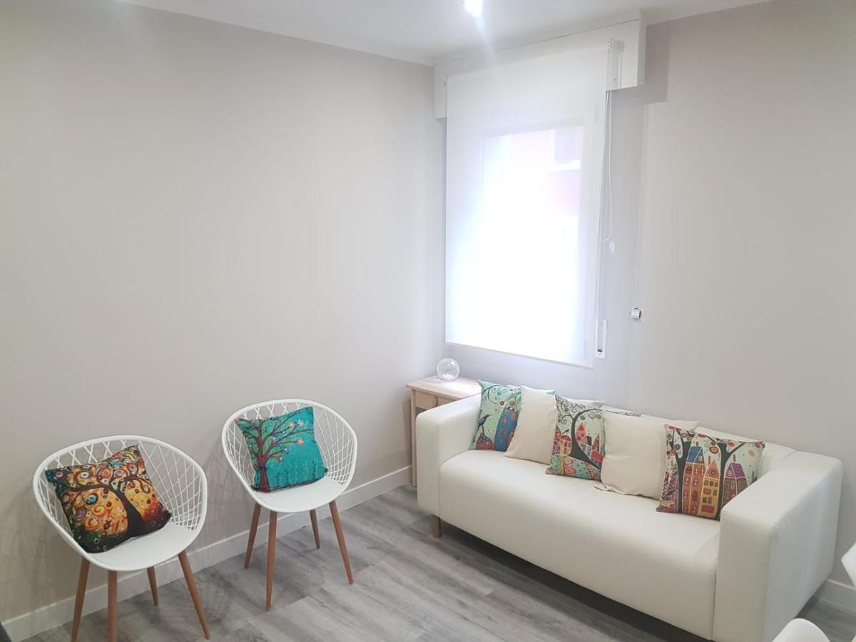Cozy With Free Wifi Apartment